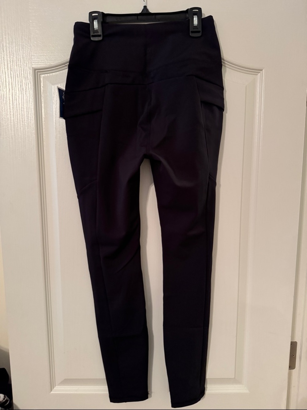 Avalanche Black High-Rise Leggings with Side Panels - Picture 3 of 6